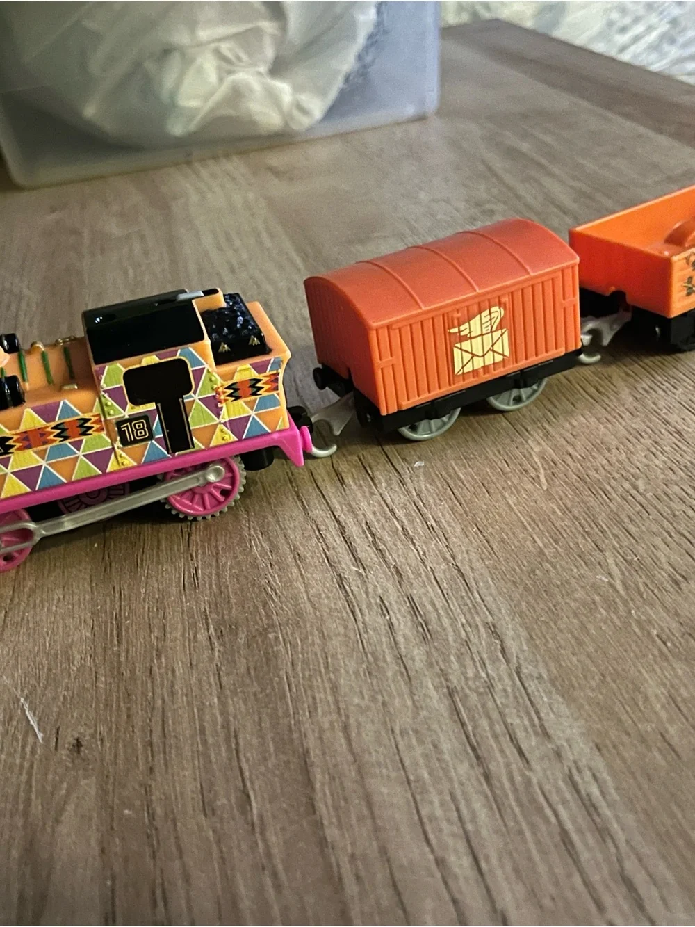 Motorized Trackmaster Thomas & Friends Train Tank Hyperglow Nia 2017 testedWorks
